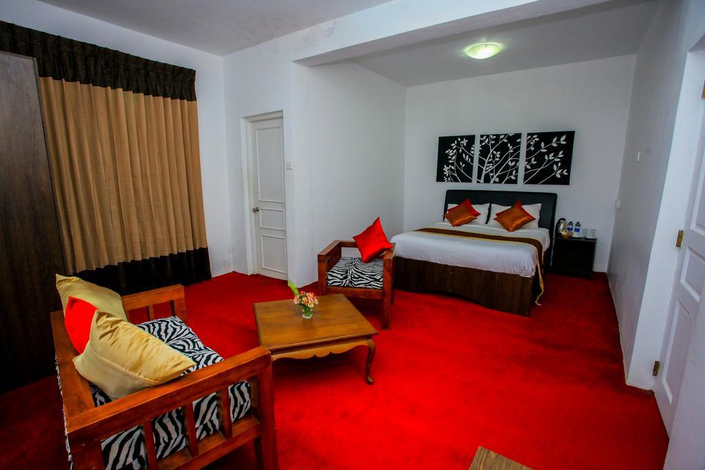 נוארה אליה La Cottage Boutique Hotel & Restaurant מראה חיצוני תמונה