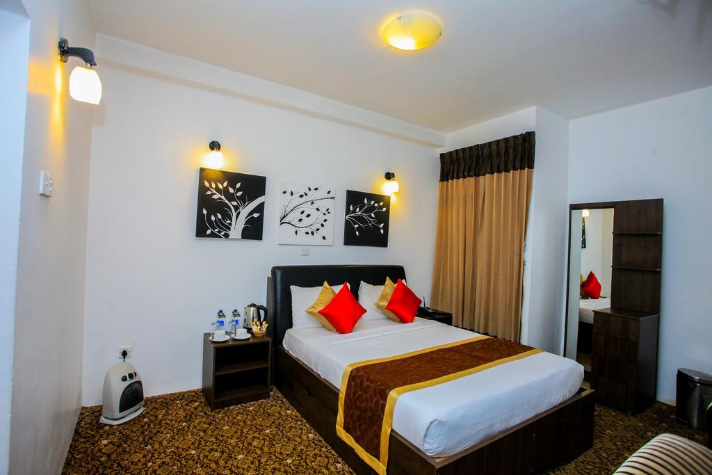 נוארה אליה La Cottage Boutique Hotel & Restaurant מראה חיצוני תמונה