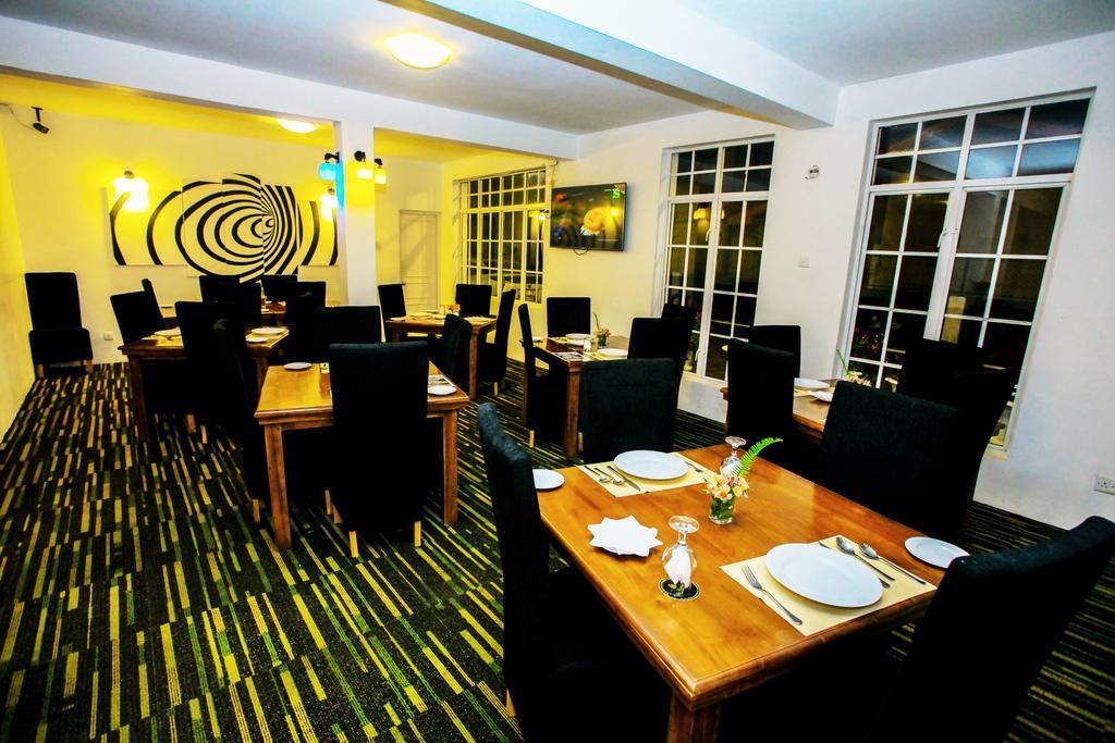 נוארה אליה La Cottage Boutique Hotel & Restaurant מראה חיצוני תמונה