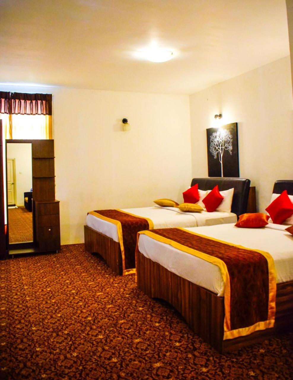 נוארה אליה La Cottage Boutique Hotel & Restaurant מראה חיצוני תמונה