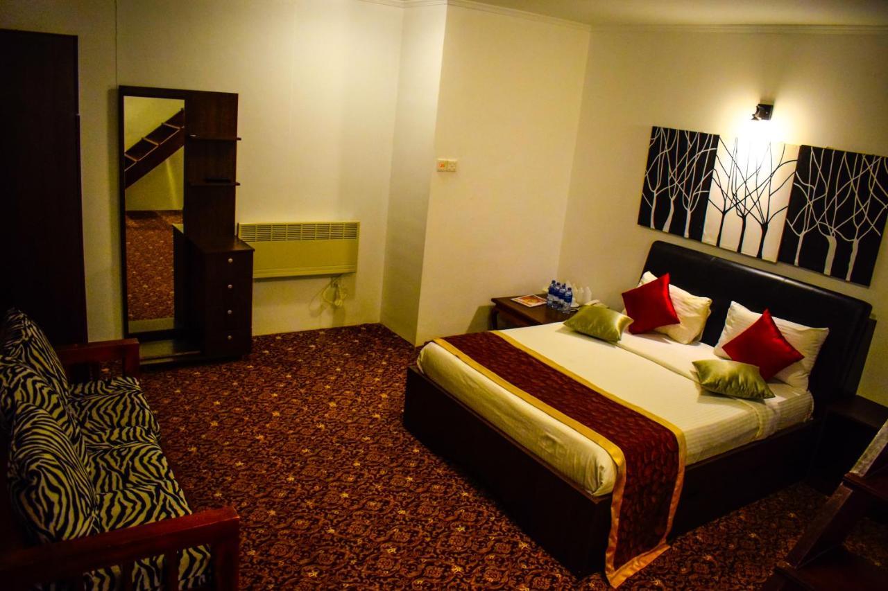 נוארה אליה La Cottage Boutique Hotel & Restaurant מראה חיצוני תמונה
