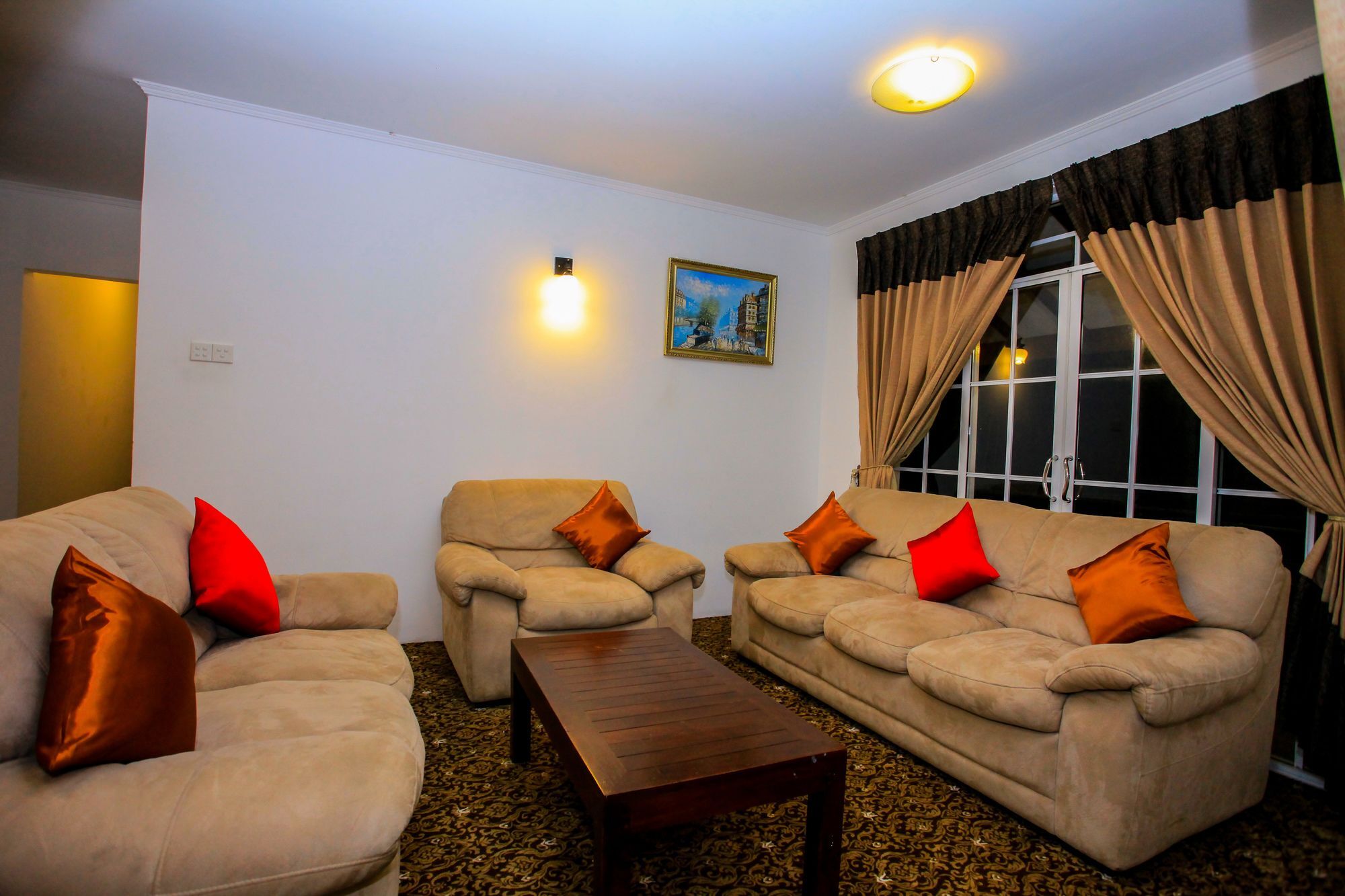 נוארה אליה La Cottage Boutique Hotel & Restaurant מראה חיצוני תמונה